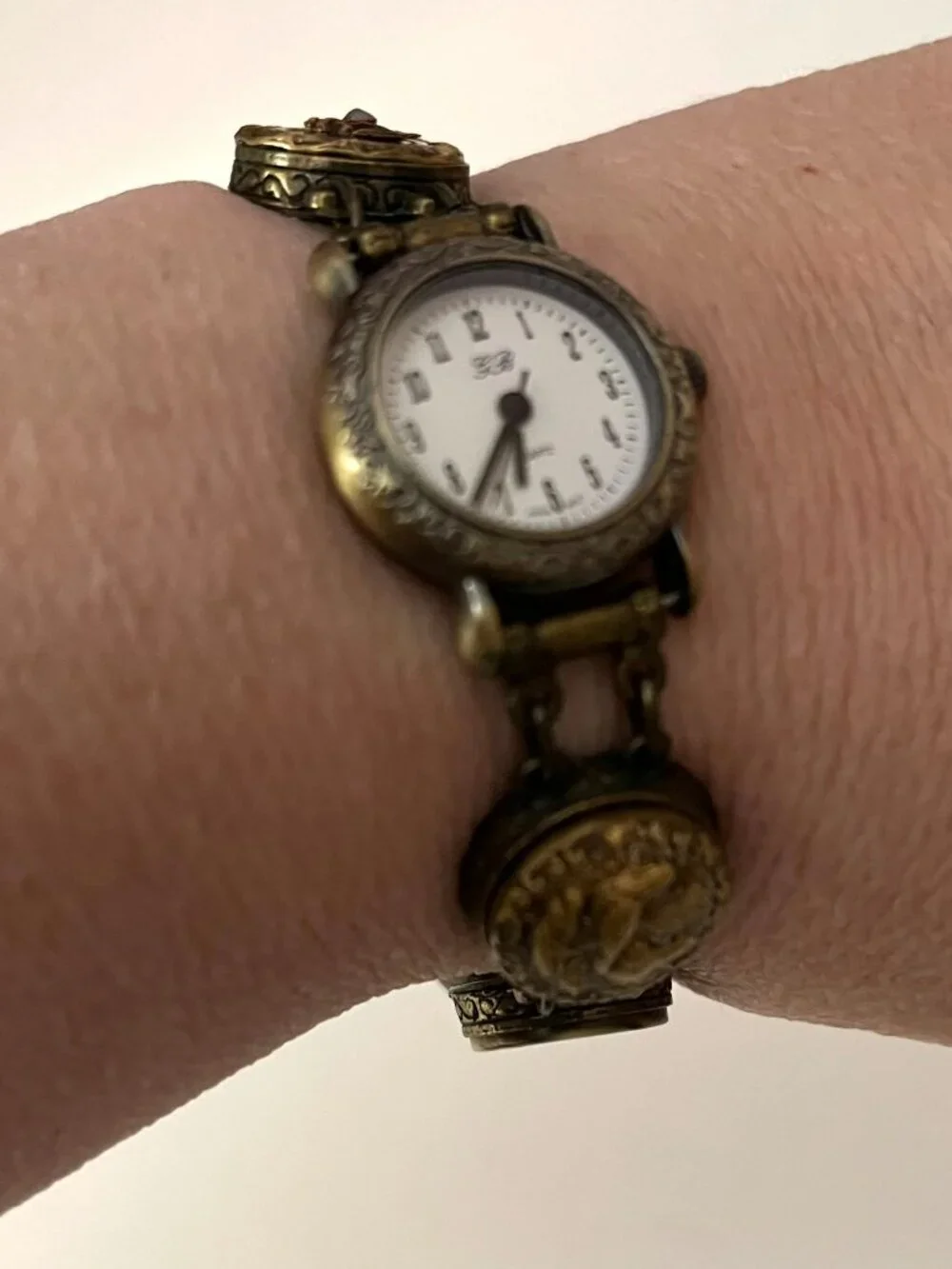 Vtg Grandmother's Buttons Antique Brass Mother of Pearl Link Watch Signed